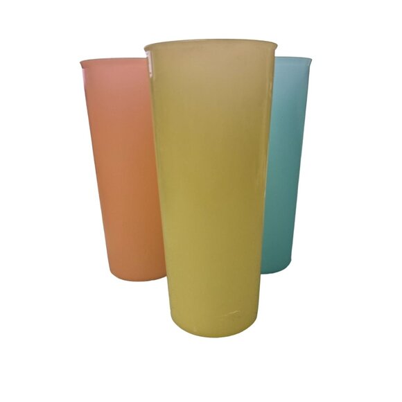 Vintage Tupperware Tumblers Tall 16oz Stacking Set of 3 Pastel #107 - Picture 3 of 9